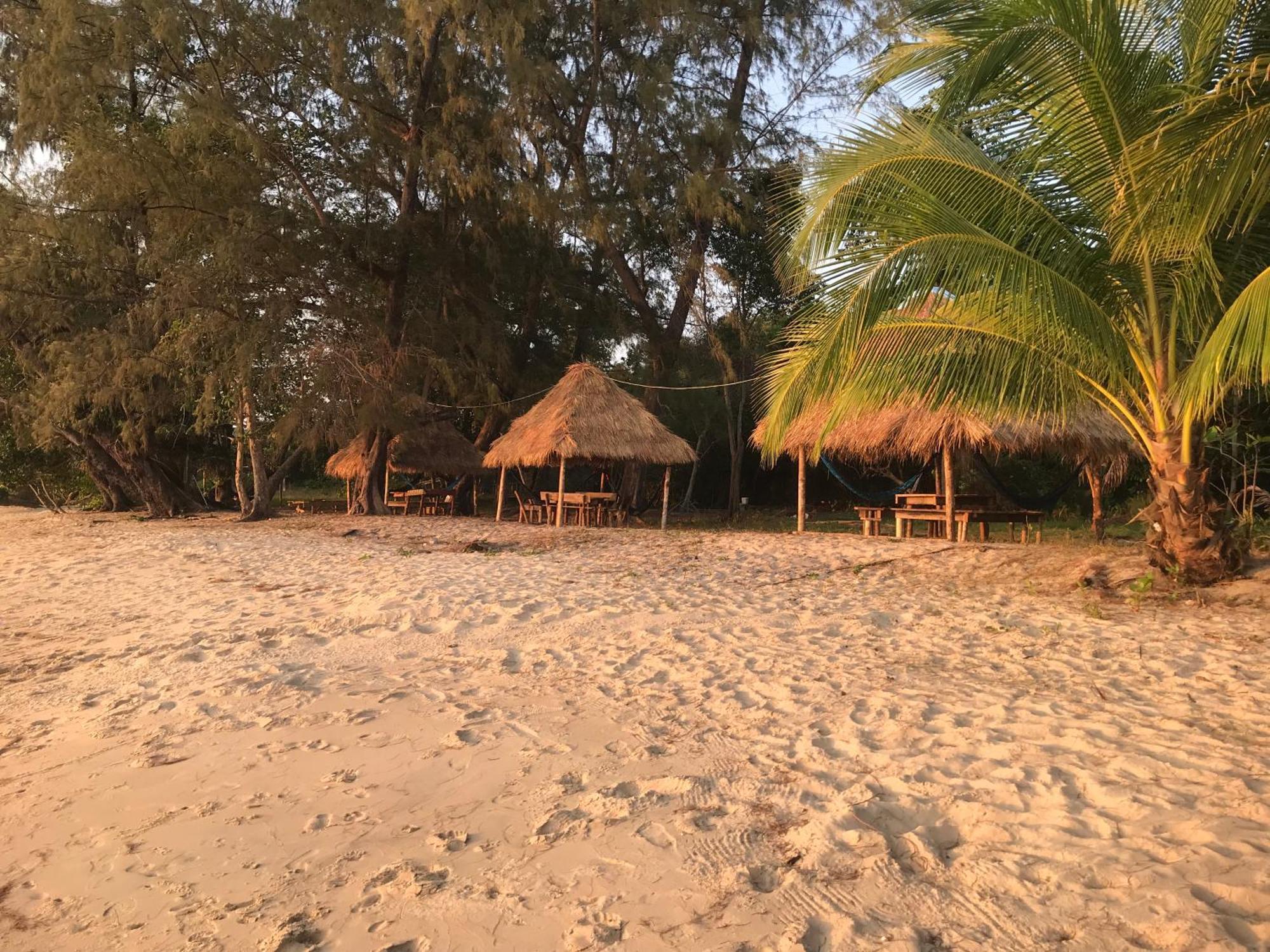 Хостел Naks Shack Koh Ta Kiev Экстерьер фото
