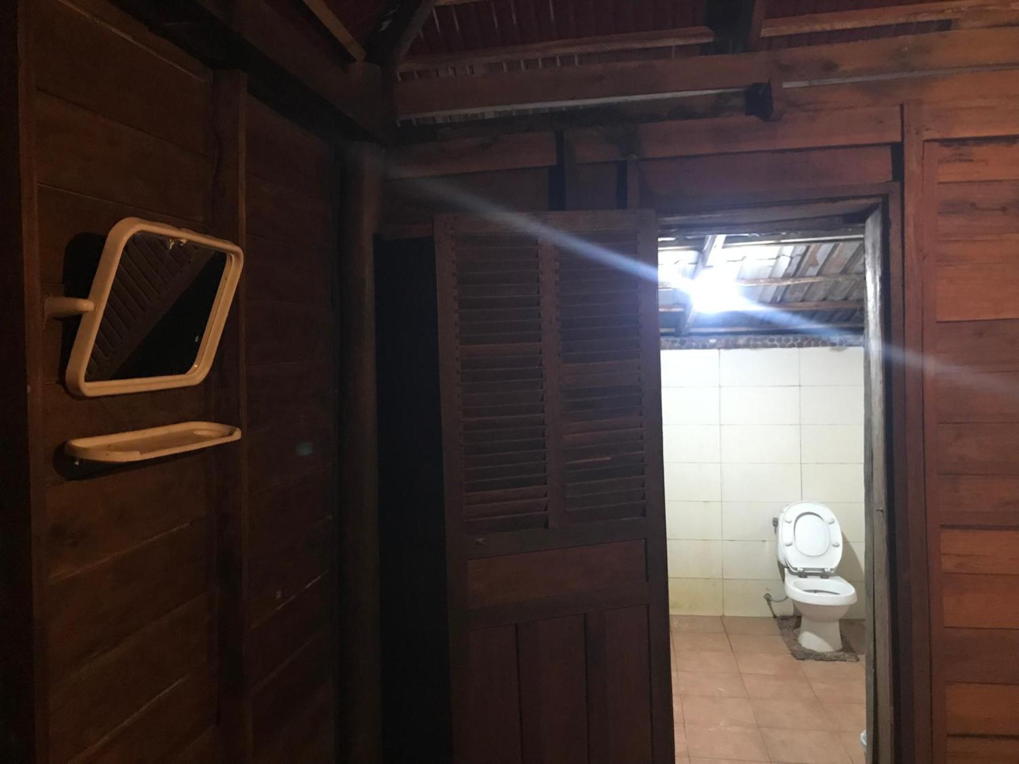 Хостел Naks Shack Koh Ta Kiev Экстерьер фото