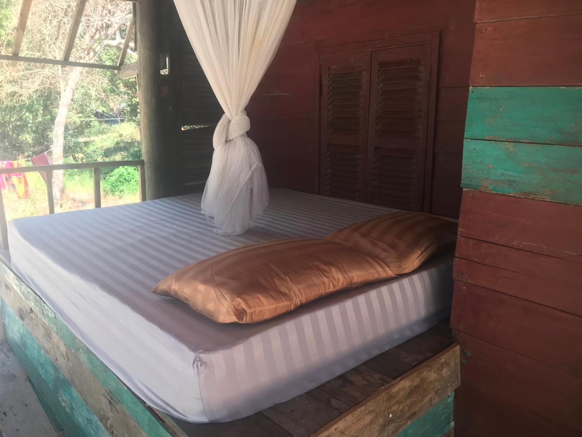 Хостел Naks Shack Koh Ta Kiev Экстерьер фото